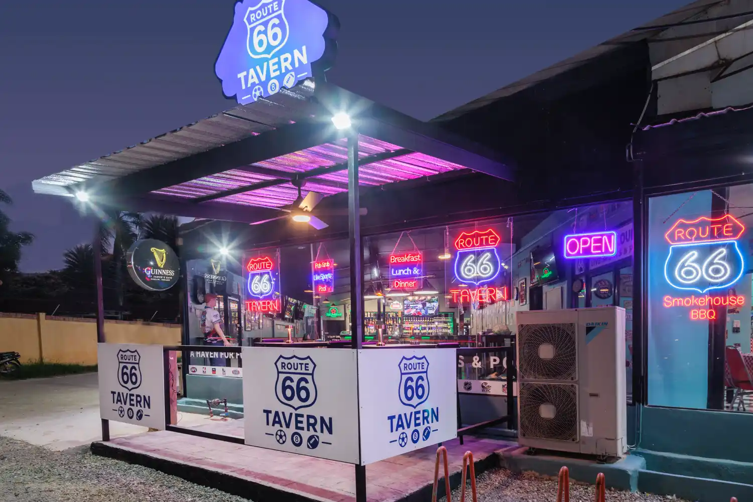 05Route66-extra shotsRoute 66 Tavern
