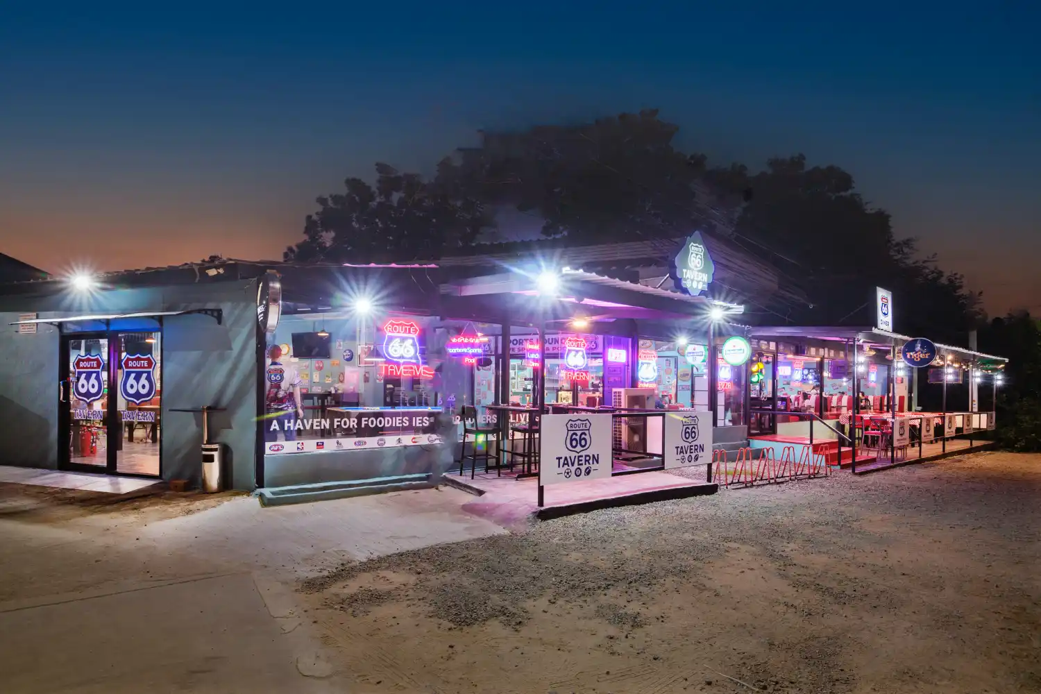 10Route66-extra shotsRoute 66 Tavern